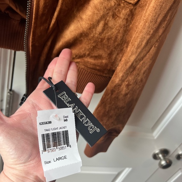 ❌SOLD❌ {Blank NYC} Camel Suede Bomber Jacket - Picture 6 of 7